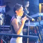 Vivian Green Rocks with Bela Dona - 11/23/11 [Video]
